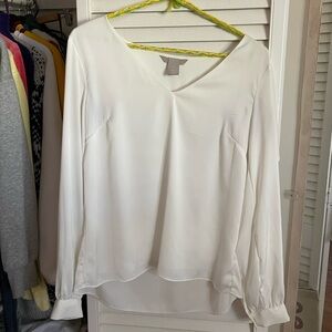 White longsleeve blouse